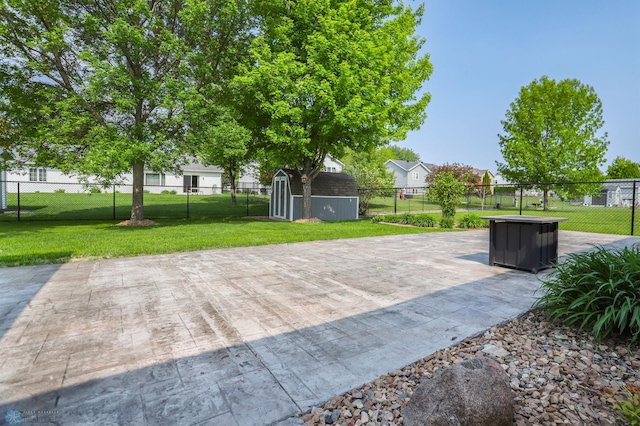 509 32nd St N, Moorhead, MN 56560 - view of patio / terrace