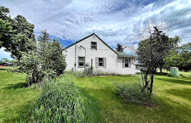 49892 285th Ave, Staples, MN 56479 - view of side of home with a yard