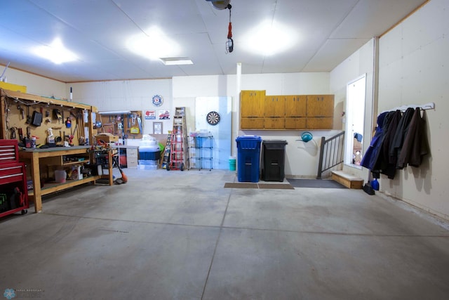 1010 4th Ave NE, Dilworth, MN 56529 - garage featuring a workshop area