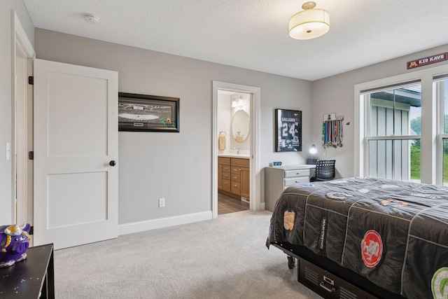 1432 25th St, Saint Joseph Twp, WI 54082 - bedroom featuring carpet flooring, baseboards, and ensuite bathroom