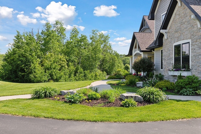 1432 25th St, Saint Joseph Twp, WI 54082 - view of grassy yard