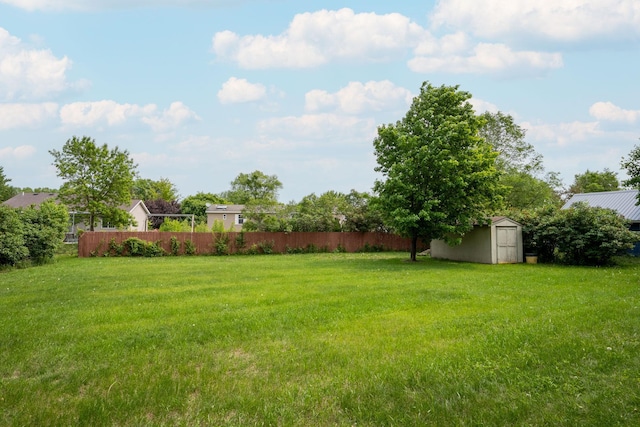 106 4th Ave NW, Rice, MN 56367 - view of yard