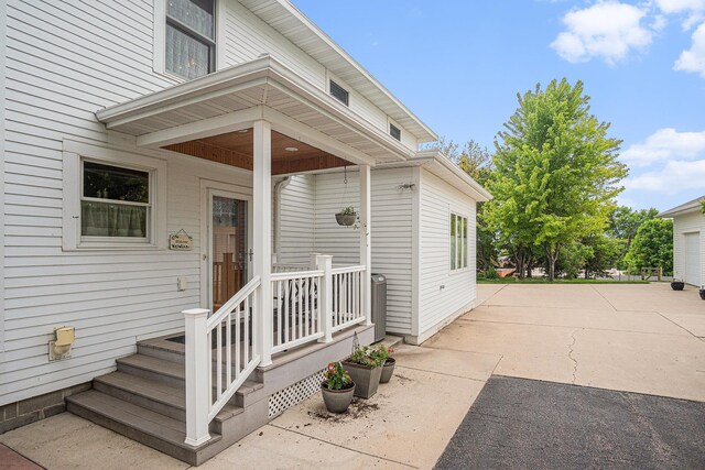 102 Walnut Ave, Luverne, MN 56156 - view of entrance to property