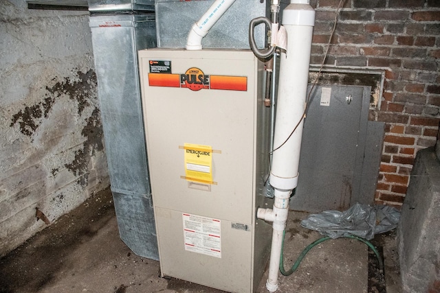 808 Franklin Ave, Wabasha, MN 55981 - utilities with heating unit