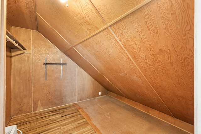 1195 Minnehaha Ave E, Saint Paul, MN 55106 - walk in closet featuring lofted ceiling