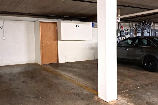 5645 Green Circle Dr Unit 210, Minnetonka, MN 55343 - view of parking deck