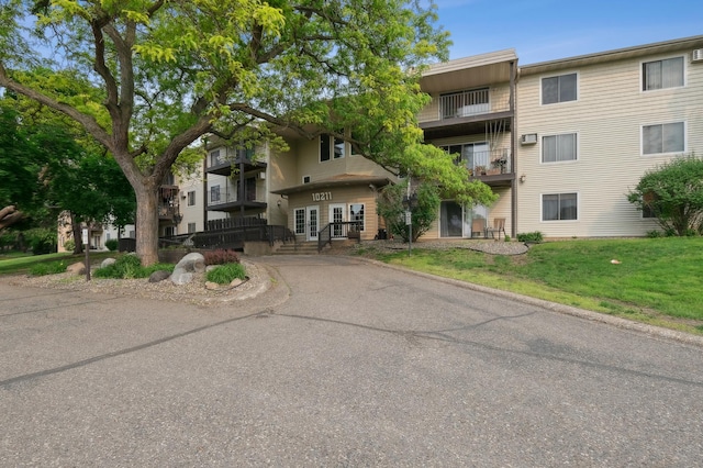 10211 Cedar Lake Rd Unit 104, Minnetonka, MN 55305 - view of building exterior
