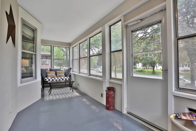 1807 Minnehaha Ave W, Saint Paul, MN 55104 - sunroom with plenty of natural light
