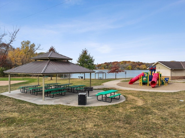 5200 Mustang Dr S, Woodbury, MN 55129 - community play area with a gazebo and a lawn