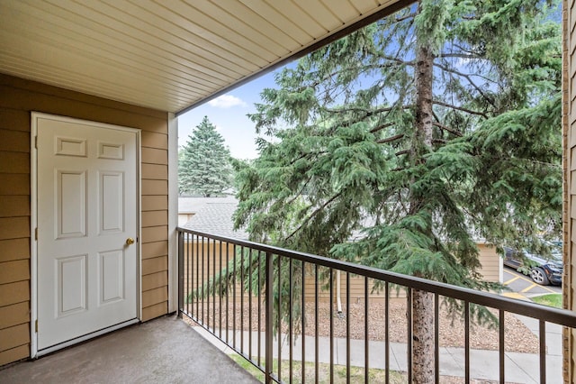 2220 Ridge Dr Unit 16, Saint Louis Park, MN 55416 - view of balcony
