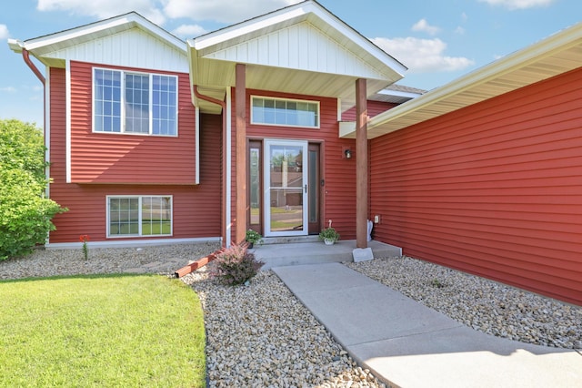 12966 Carole Dr, Becker, MN 55308 - entrance to property featuring a yard
