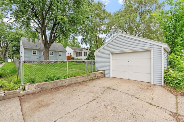 5737 Vincent Ave S, Minneapolis, MN 55410 - detached garage featuring concrete driveway