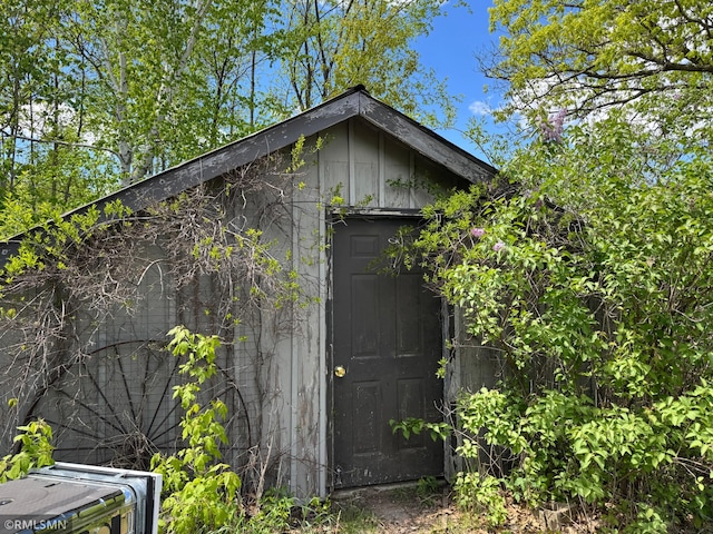 26612 State Highway 47, Aitkin, MN 56431 - view of side of home featuring an outbuilding