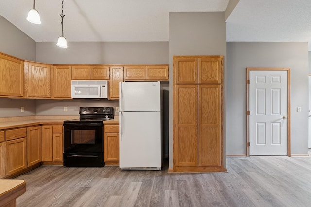 185 21st Ave SW, Cambridge, MN 55008 - kitchen featuring white appliances, light wood-type flooring, light countertops, and decorative light fixtures
