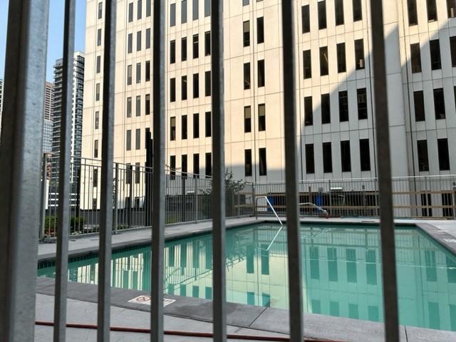 121 Washington Ave S Unit 1816, Minneapolis, MN 55401 - view of community pool