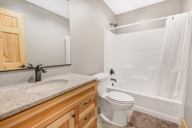 20470 220th St, Verndale, MN 56481 - bathroom with shower / bath combination with curtain, vanity, and toilet