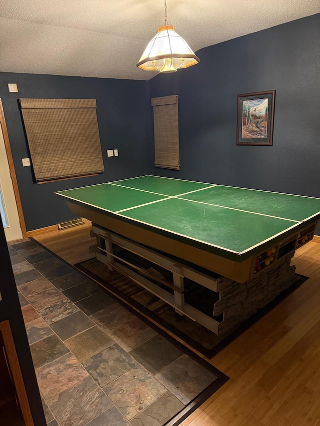 33688 416th Ave, Farm Island Twp, MN 56431 - playroom with a textured ceiling