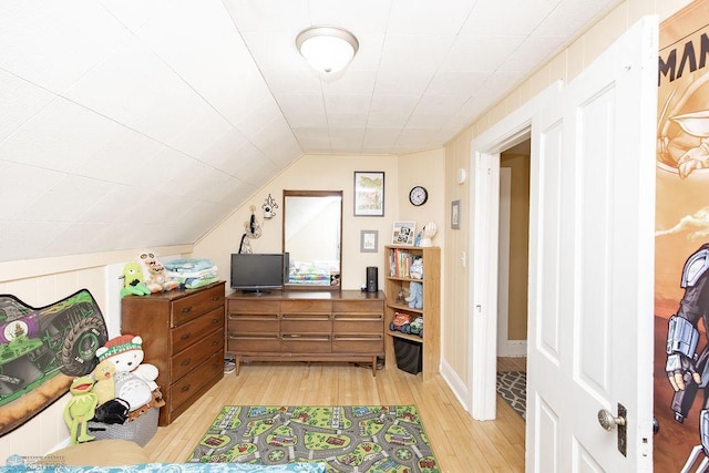 108 6th Ave N, Fargo, ND 58102 - office area featuring light wood-type flooring and lofted ceiling