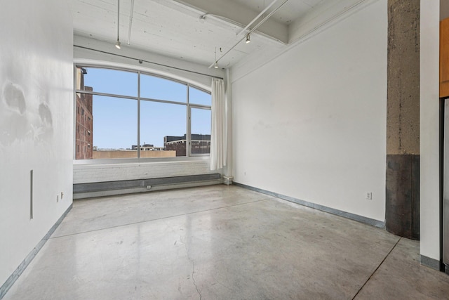 700 Washington Ave N Unit 601, Minneapolis, MN 55401 - garage with baseboards