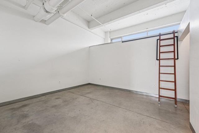 700 Washington Ave N Unit 601, Minneapolis, MN 55401 - garage with baseboards