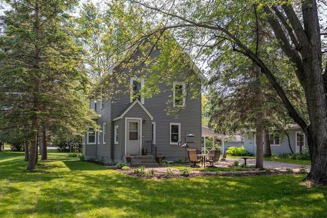 410 9th Ave S, Princeton, MN 55371 - view of front of home with a front yard