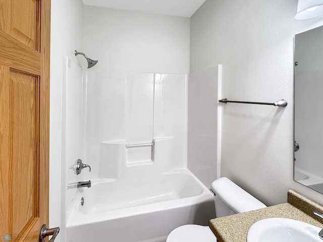 816 3rd St N Unit 816, Fargo, ND 58102 - bathroom with toilet, shower / bath combination, and vanity