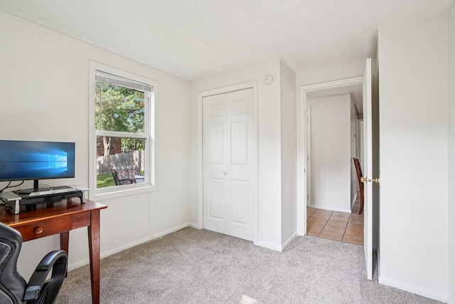 1524 Arlington Ave E, Saint Paul, MN 55106 - carpeted office featuring baseboards