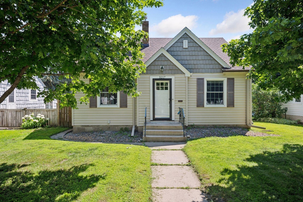 3217 Florida Ave S, Saint Louis Park, MN 55426 - photo 1