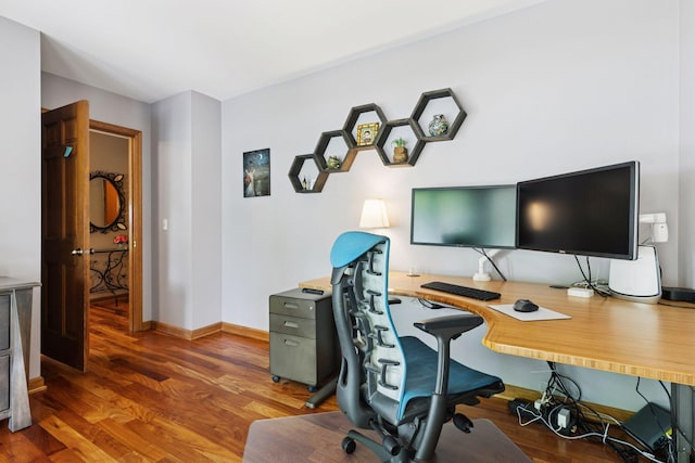5921 Creek Pt, Minnetonka, MN 55345 - office space featuring wood finished floors and baseboards