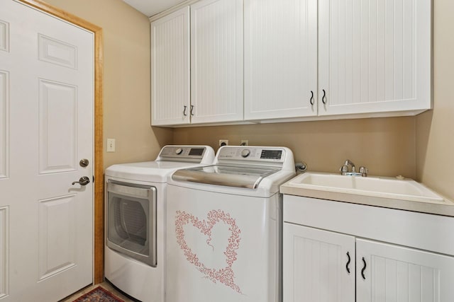 5921 Creek Pt, Minnetonka, MN 55345 - laundry area featuring washer and clothes dryer and cabinet space