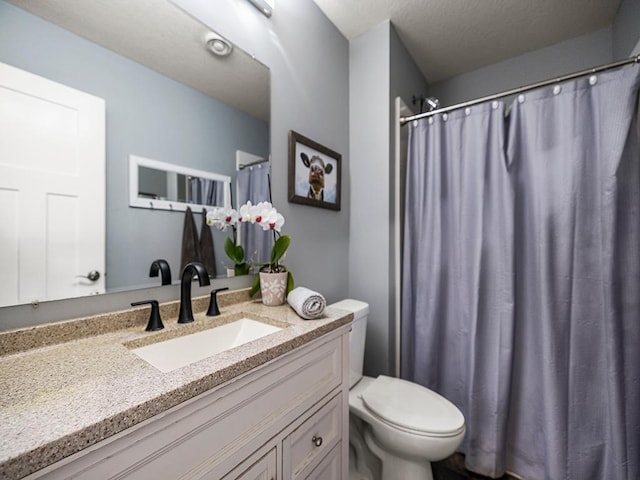 1308 Timber Ln, Buffalo, MN 55313 - full bathroom with vanity and a shower with curtain