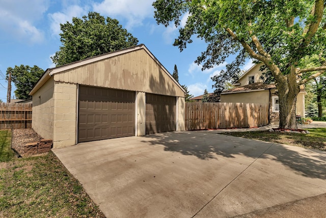 607 23rd Ave N, Saint Cloud, MN 56303 - view of detached garage