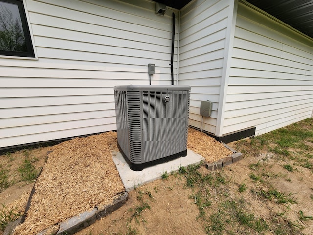 26575 US-71, Arago Twp, MN 56470 - exterior view of cooling unit