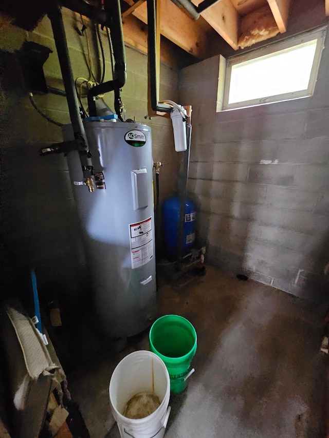 24429 Camp Lake Rd, Garrison, MN 56401 - utilities featuring electric water heater