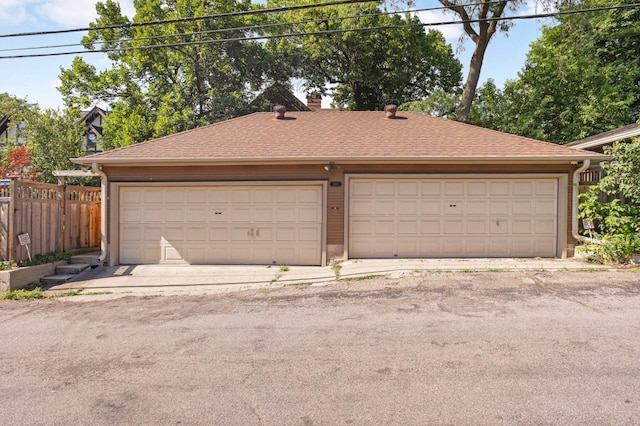 880 Fairmount Ave, Saint Paul, MN 55105 - view of detached garage
