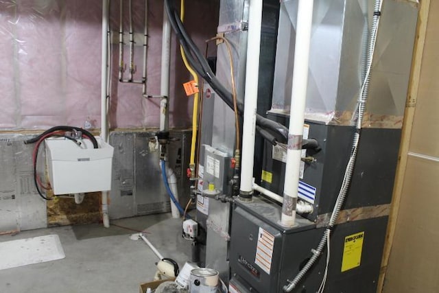 1027 Taft St S, Cambridge, MN 55008 - utilities with heating unit