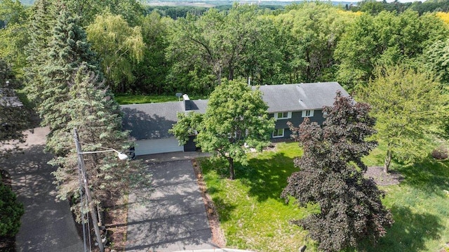 2307 Sherwood Cir, Bloomington, MN 55431 - aerial view of property and surrounding area with a heavily wooded area