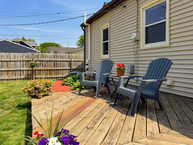 1759 Arlington Ave E, Saint Paul, MN 55106 - view of wooden deck