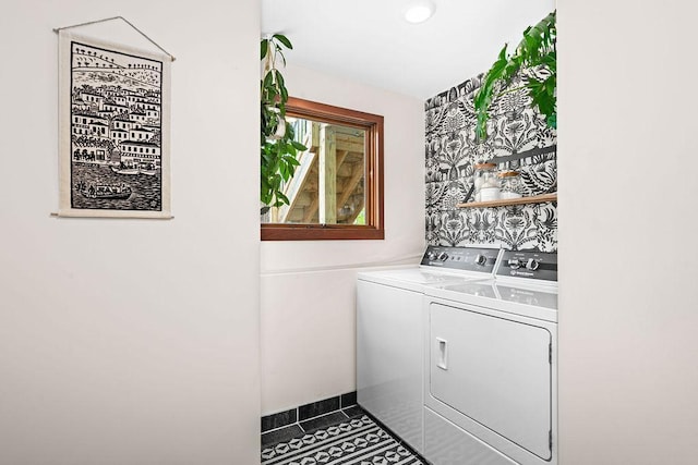315 Pleasant View Rd, Duluth, MN 55803 - laundry area featuring independent washer and dryer and tile patterned floors