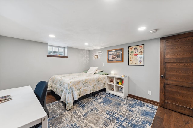 8400 Virginia Cir S, Saint Louis Park, MN 55426 - bedroom featuring wood finished floors, recessed lighting, and baseboards