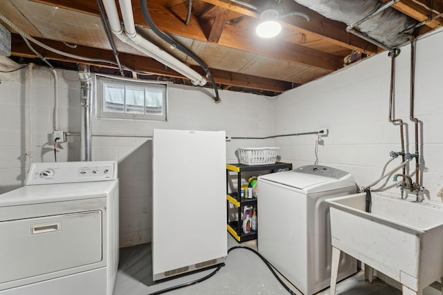 8400 Virginia Cir S, Saint Louis Park, MN 55426 - washroom with washing machine and clothes dryer and concrete block wall