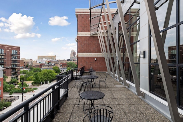 401 2nd St Unit 208, Minneapolis, MN 55401 - balcony featuring a view of city