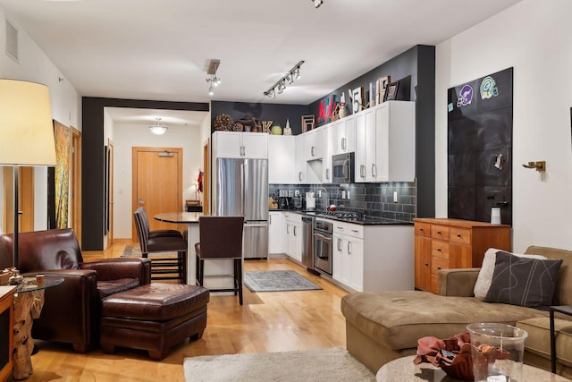 401 2nd St Unit 208, Minneapolis, MN 55401 - photo 14