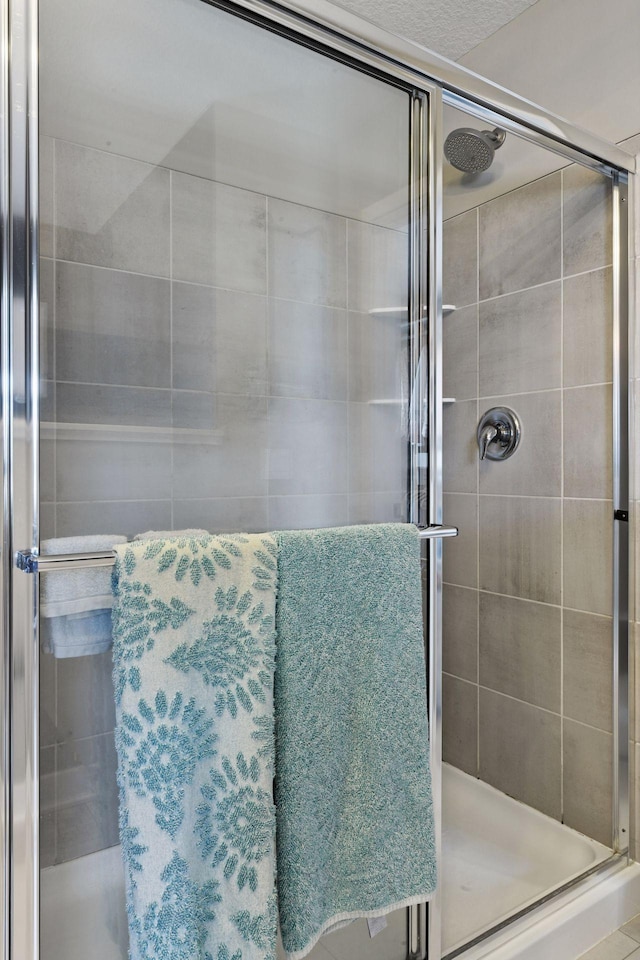 515 Goldenrod Trl, Waconia, MN 55387 - full bathroom featuring a shower stall