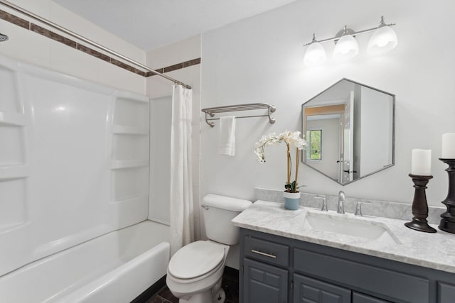 583 97th Ln NE, Blaine, MN 55434 - bathroom featuring vanity, shower / tub combo with curtain, and toilet