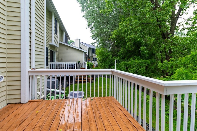 4906 Bayswater Rd, Minnetonka, MN 55345 - wooden terrace with a lawn