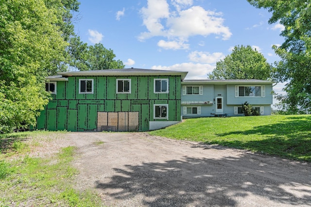 20195 Harrow Ave Way N, Forest Lake, MN 55025 - view of front facade featuring a front lawn
