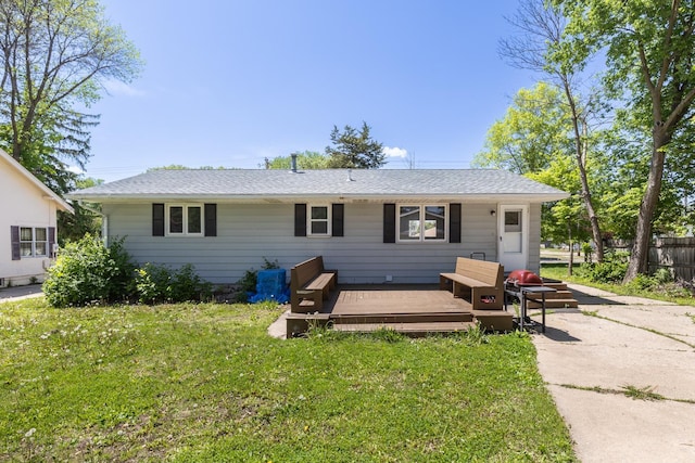 1605 4th St SW, Austin, MN 55912 - rear view of property with a deck