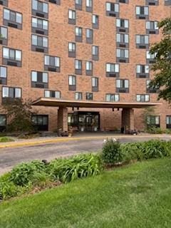 1181 Edgcumbe Rd Unit 213, Saint Paul, MN 55105 - view of apartment building / complex