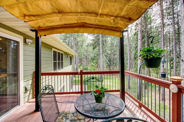 20929 Faron Dr, Nevis, MN 56467 - deck with outdoor dining space
